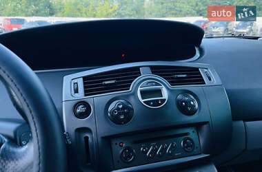 Мінівен Renault Scenic 2004 в 