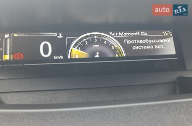 Минивэн Renault Scenic 2015 в 