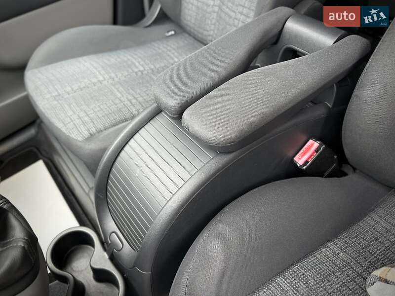 Минивэн Renault Scenic 2007 в Сумах