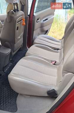 Минивэн Renault Scenic 2004 в 