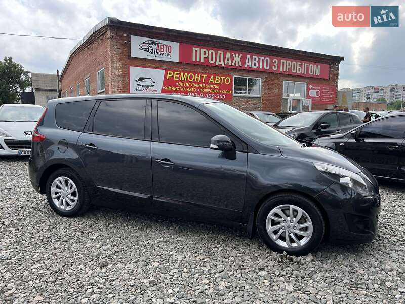 Минивэн Renault Scenic 2010 в Смеле