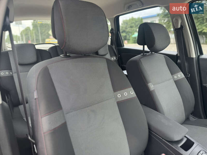 Минивэн Renault Scenic 2012 в Ровно