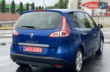 Минивэн Renault Scenic 2010 в 