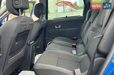 Минивэн Renault Scenic 2010 в 