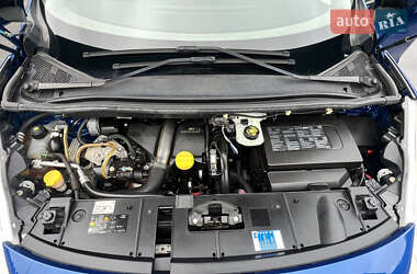 Минивэн Renault Scenic 2010 в 
