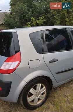 Минивэн Renault Scenic 2005 в 