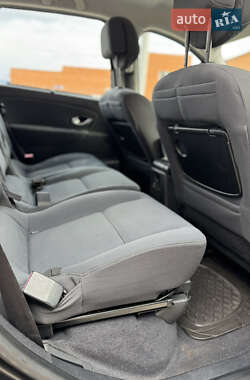 Мінівен Renault Scenic 2010 в 