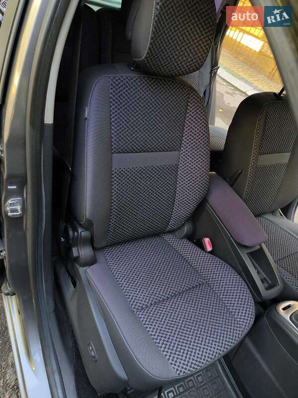 Минивэн Renault Scenic 2011 в Львове