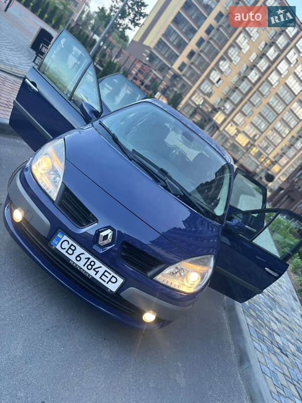 Минивэн Renault Scenic 2006 в Чернигове