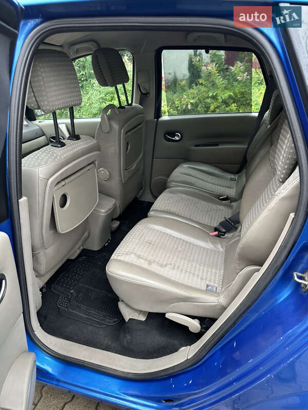 Минивэн Renault Scenic 2006 в Луцке