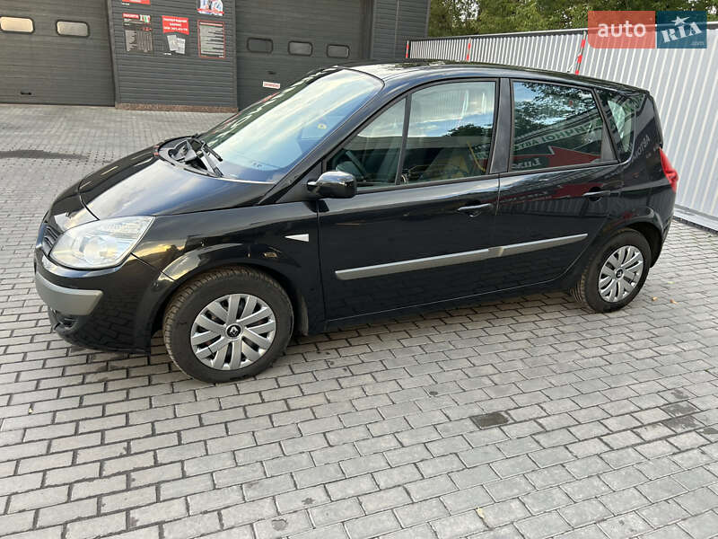 Минивэн Renault Scenic 2006 в Александрие