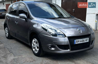 Минивэн Renault Scenic 2010 в Житомире