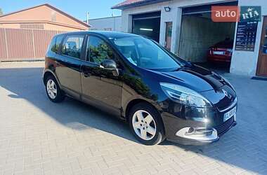Минивэн Renault Scenic 2012 в 
