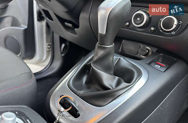 Минивэн Renault Scenic 2012 в 