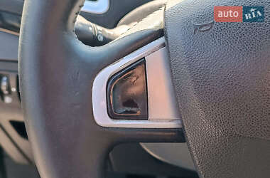 Минивэн Renault Scenic 2012 в 