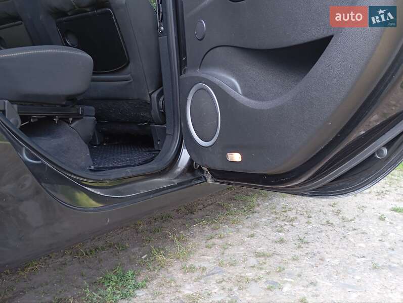 Минивэн Renault Scenic 2010 в Сторожинце фото 11 Минивэн Renault Scenic 2010 в Сторожинце