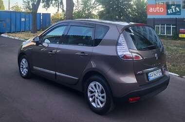 Минивэн Renault Scenic 2014 в 