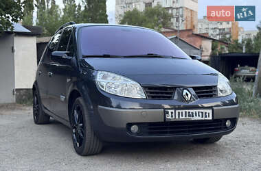 Минивэн Renault Scenic 2005 в Днепре