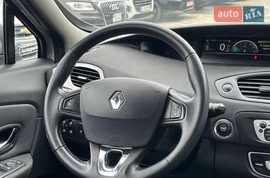 Минивэн Renault Scenic 2013 в 