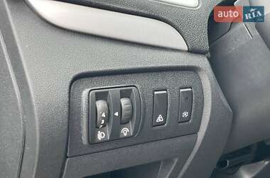 Минивэн Renault Scenic 2013 в 