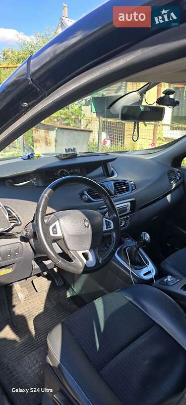 Минивэн Renault Scenic 2012 в Днепре