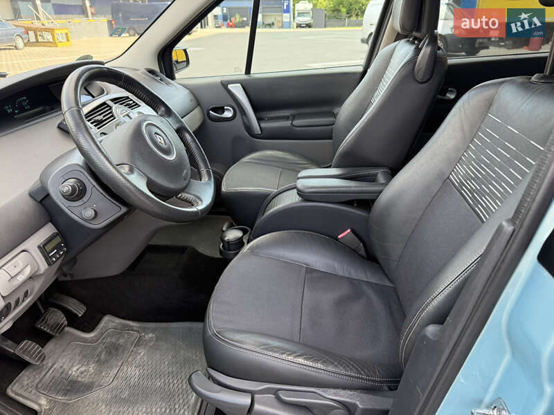 Мінівен Renault Scenic 2009 в Рівному