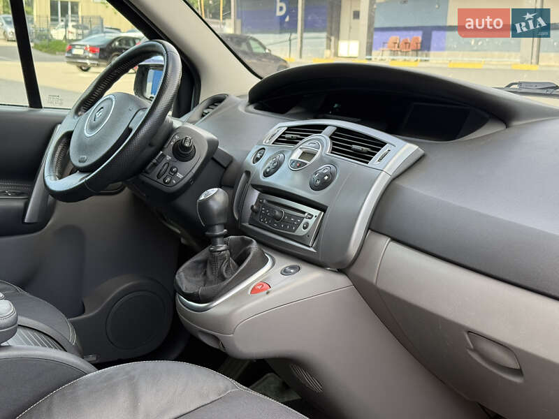 Мінівен Renault Scenic 2009 в Рівному