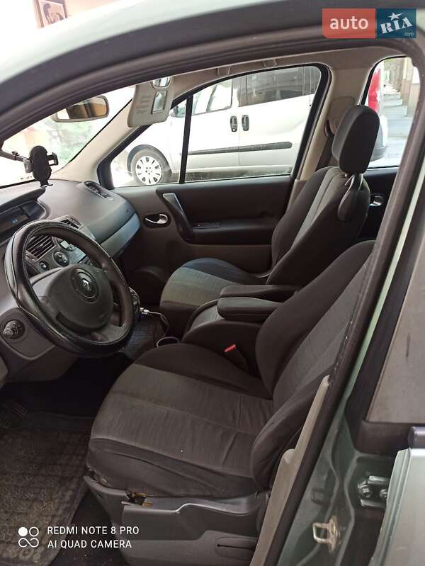 Минивэн Renault Scenic 2004 в Херсоне
