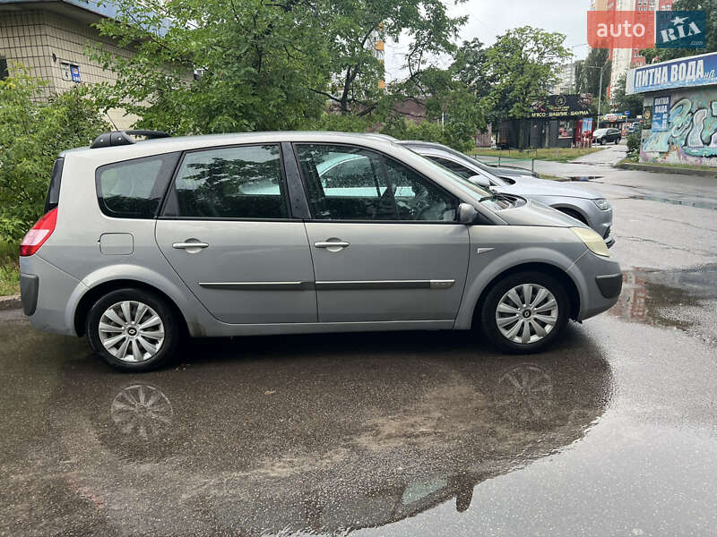 Минивэн Renault Scenic 2004 в Киеве