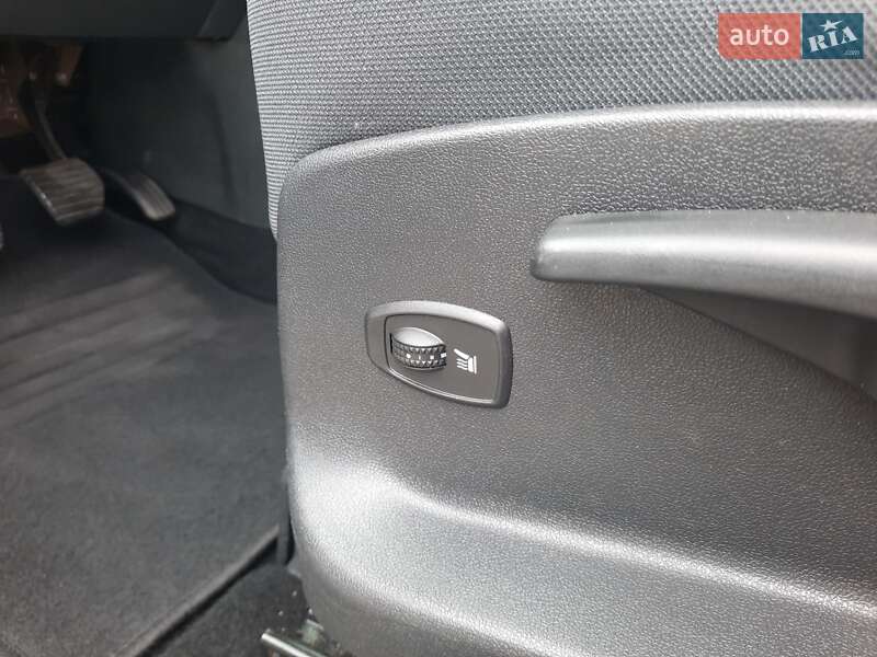 Минивэн Renault Scenic 2013 в Полтаве