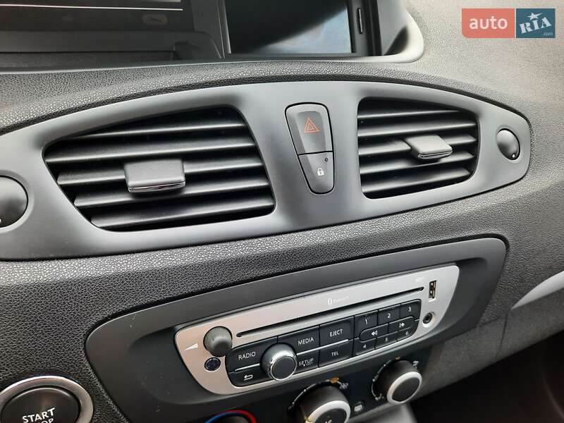 Минивэн Renault Scenic 2013 в Полтаве
