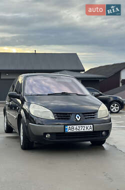 Минивэн Renault Scenic 2005 в 