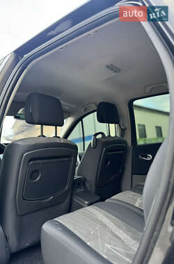 Минивэн Renault Scenic 2005 в 