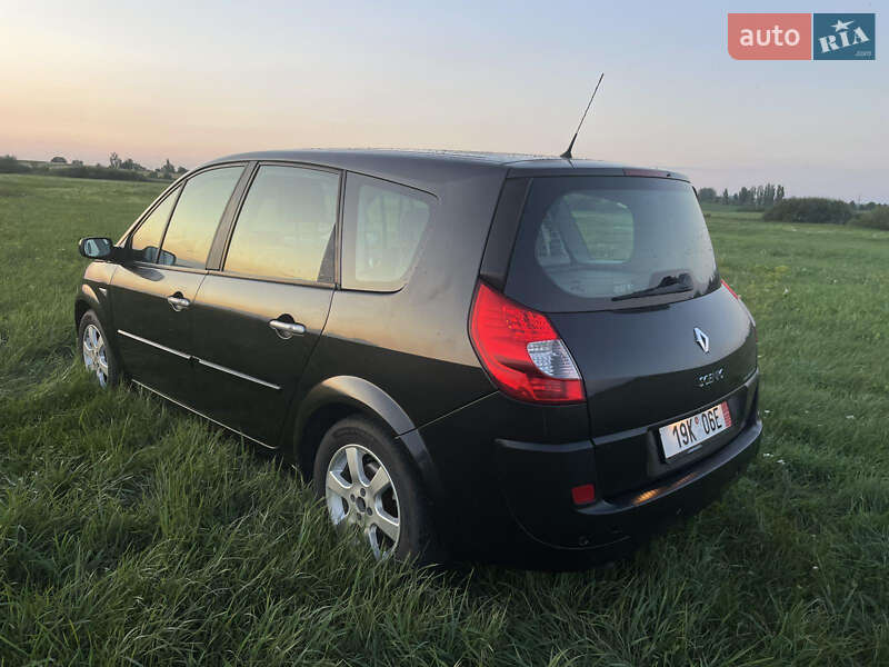 Минивэн Renault Scenic 2008 в Ровно