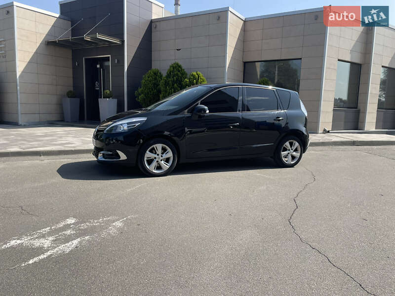 Минивэн Renault Scenic 2013 в Киеве