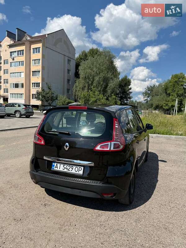 Минивэн Renault Scenic 2010 в Киеве