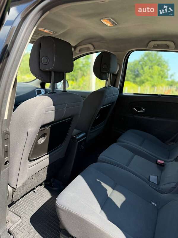 Минивэн Renault Scenic 2010 в Киеве