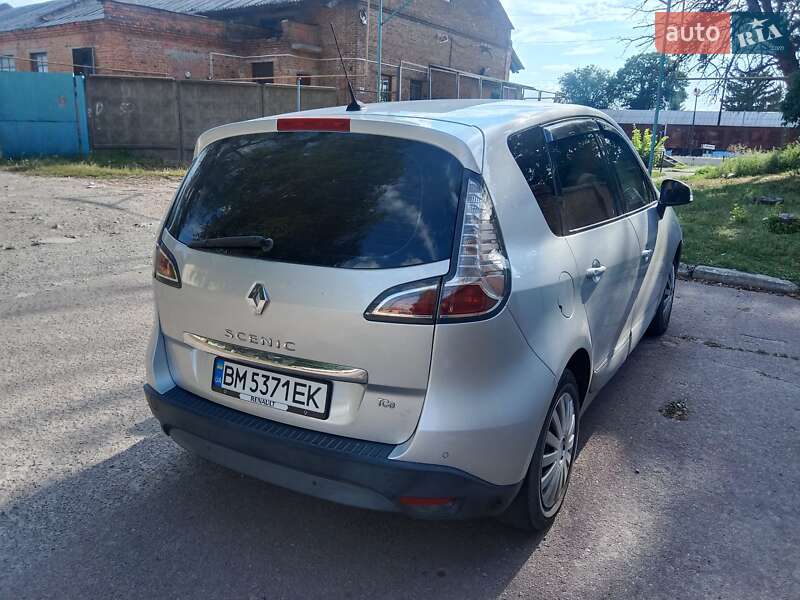 Минивэн Renault Scenic 2011 в Ромнах