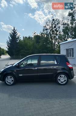 Минивэн Renault Scenic 2005 в 