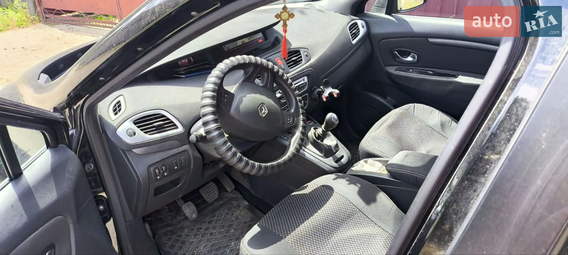 2010 Renault Scenic - мініатюра 12
