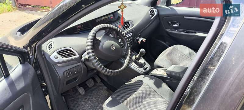 Минивэн Renault Scenic 2010 в Катюжанке