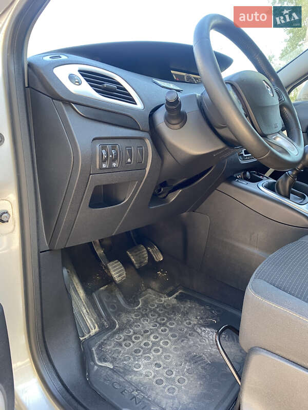 Минивэн Renault Scenic 2009 в Сумах
