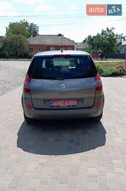 Минивэн Renault Scenic 2008 в 
