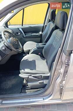 Минивэн Renault Scenic 2008 в 