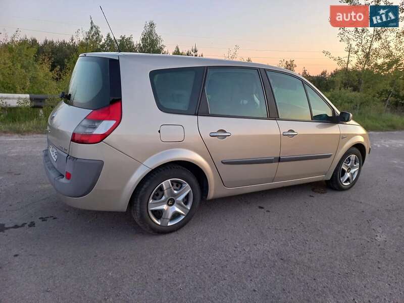Минивэн Renault Scenic 2006 в 