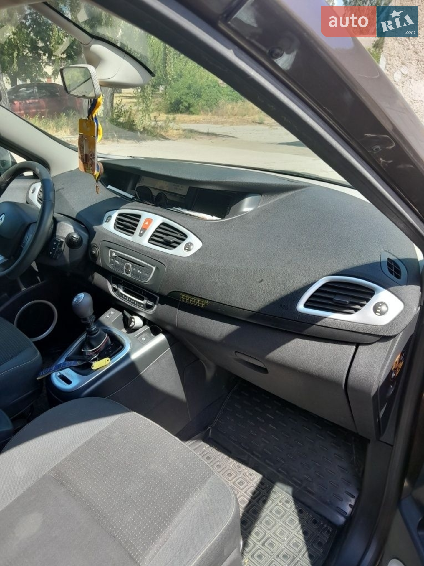 2010 Renault Scenic - мініатюра 8