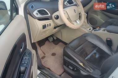 Минивэн Renault Scenic 2009 в 