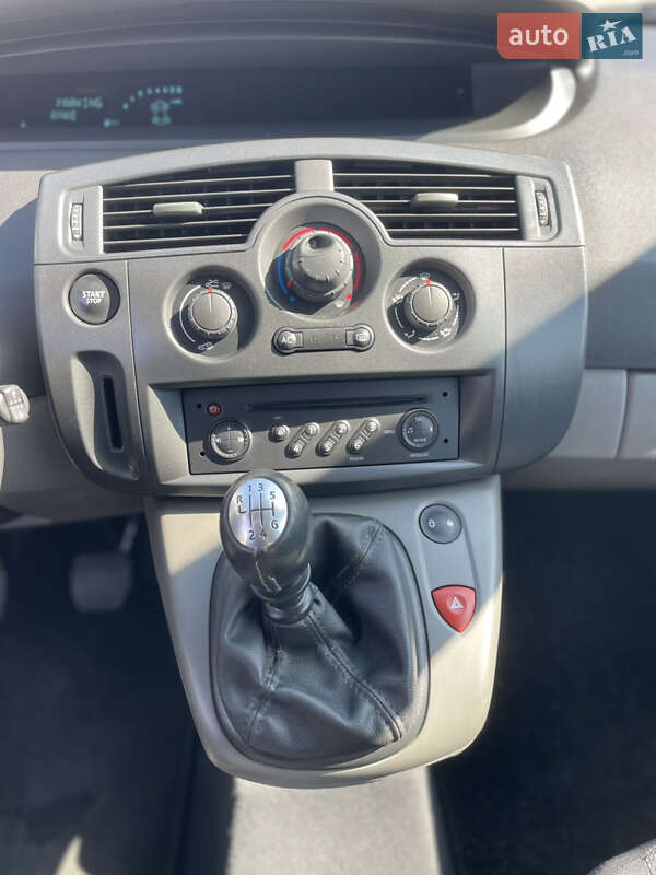 Минивэн Renault Scenic 2006 в Луцке