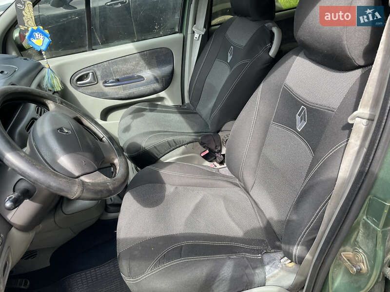 Минивэн Renault Scenic 2000 в Бориславе