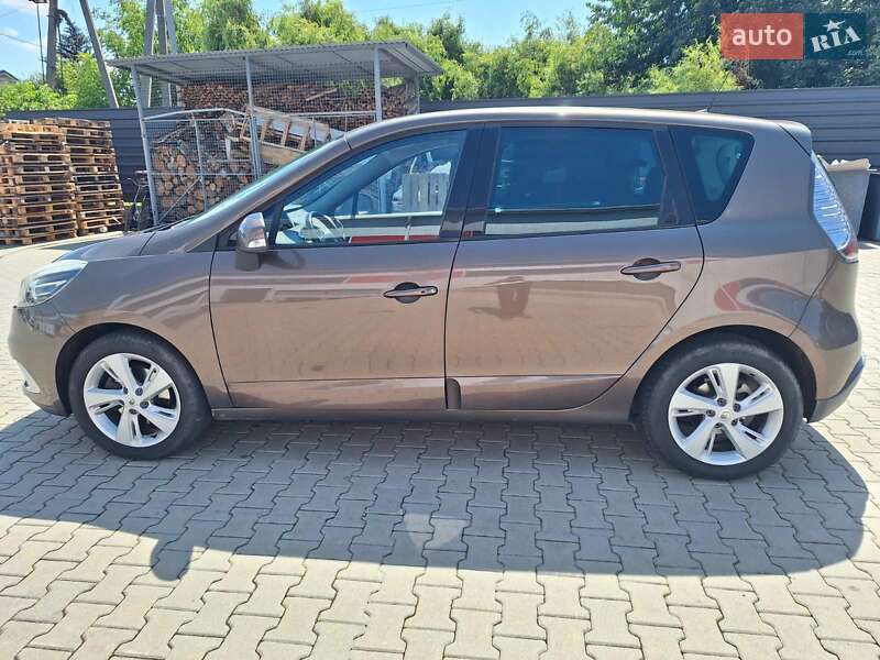 Минивэн Renault Scenic 2013 в Нововолынске